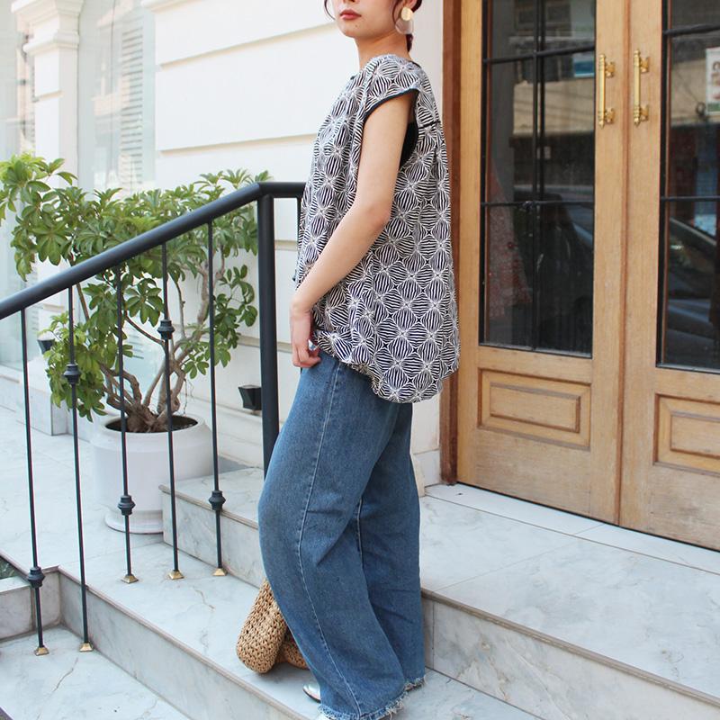 ◉真夏も涼しい◉マシュマロバルーンブラウス　モノクロ柄 | 4枚目