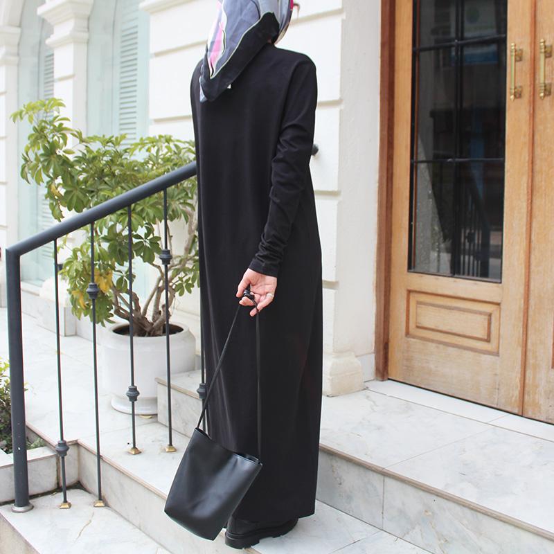 １枚で大人モード◉ ベーシックロングワンピース　ブラック | 2枚目